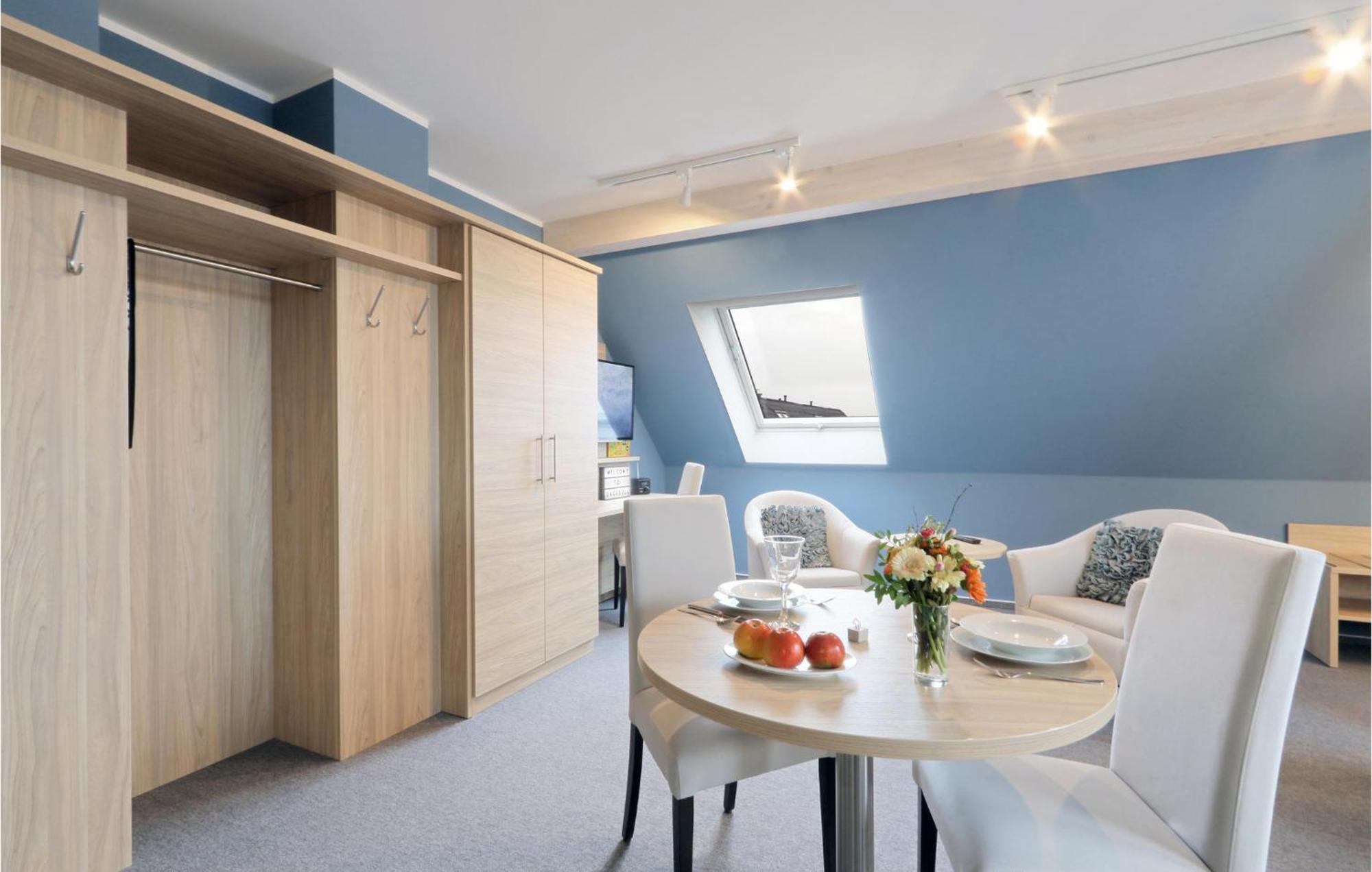 Amazing Apartment In Dagebuell With Kitchenette 외부 사진