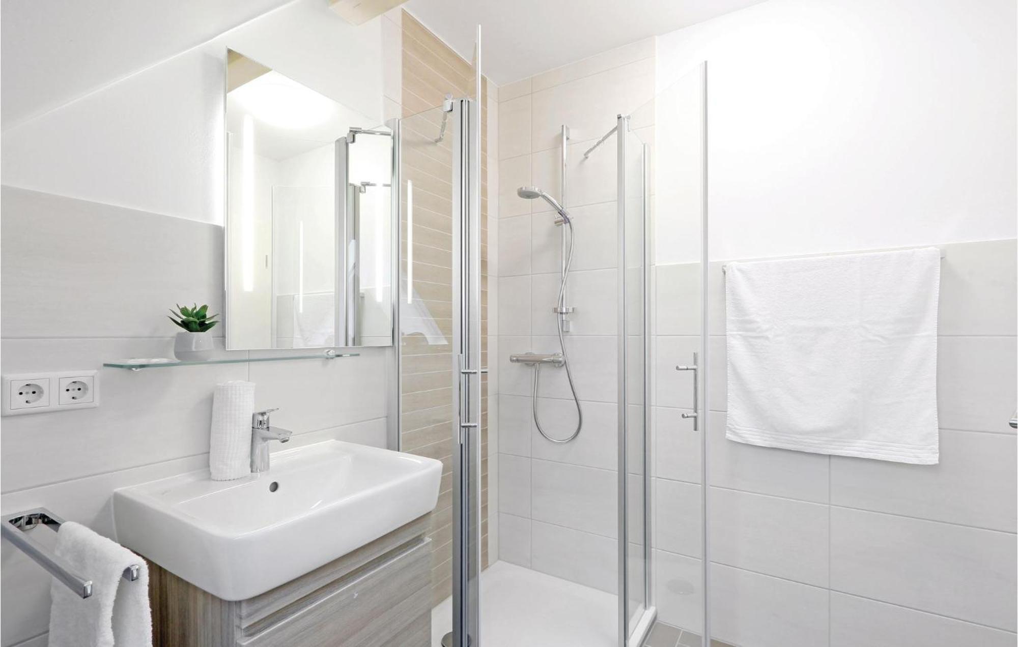 Amazing Apartment In Dagebuell With Kitchenette 외부 사진