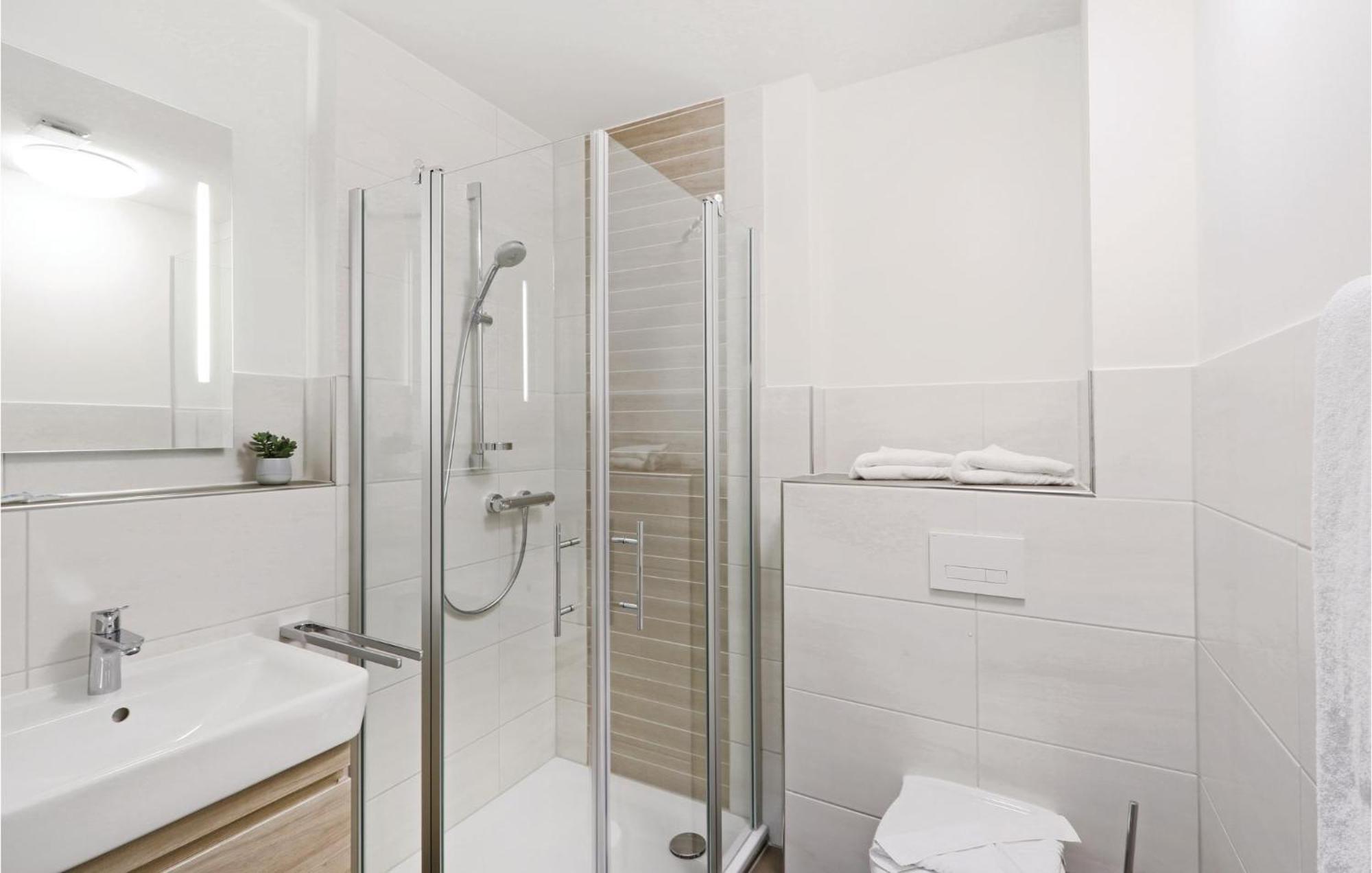 Amazing Apartment In Dagebuell With Kitchenette 외부 사진